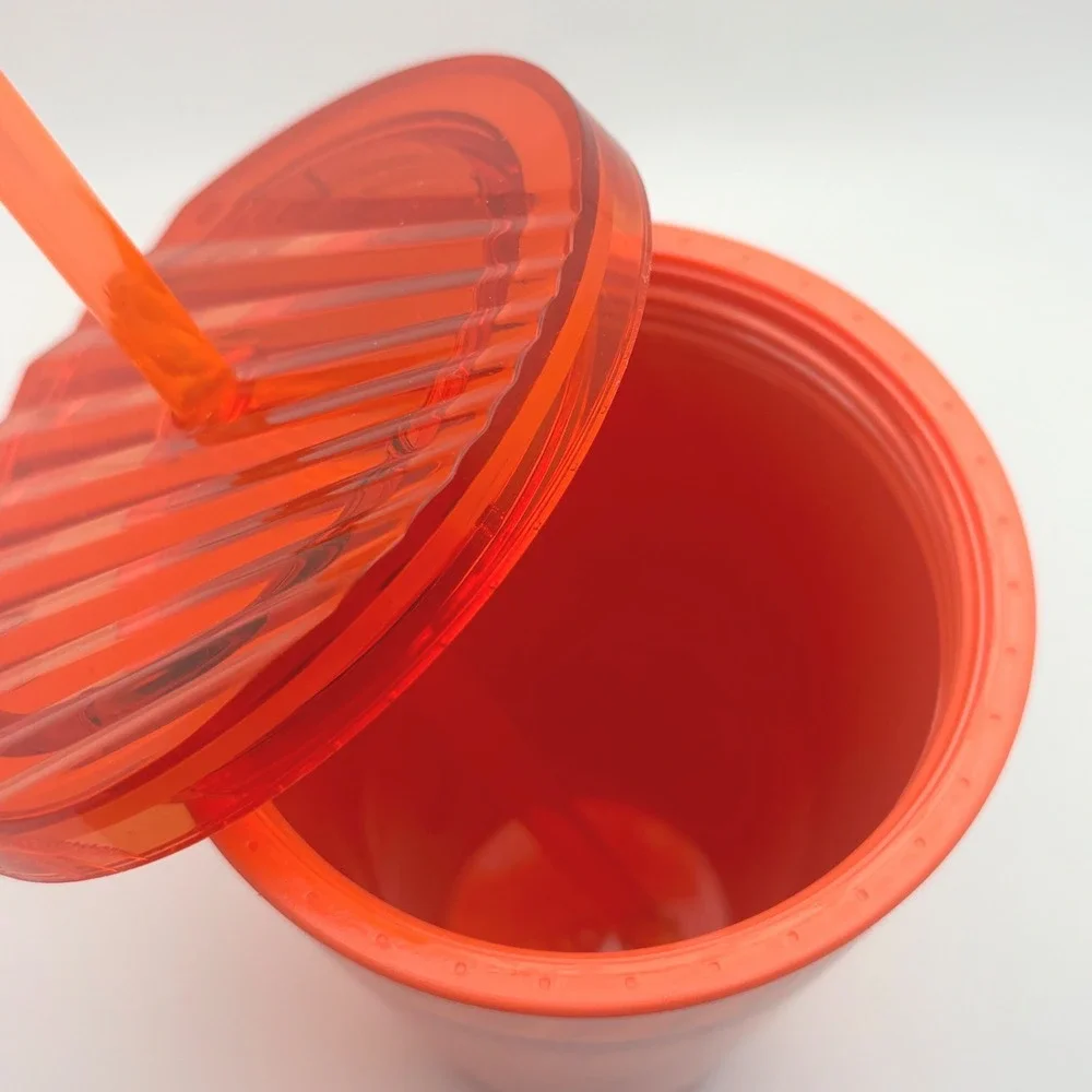 Starbucks Orange Pleated Ribbed Cold Cup Tumbler 16oz Grande with Straw Lid